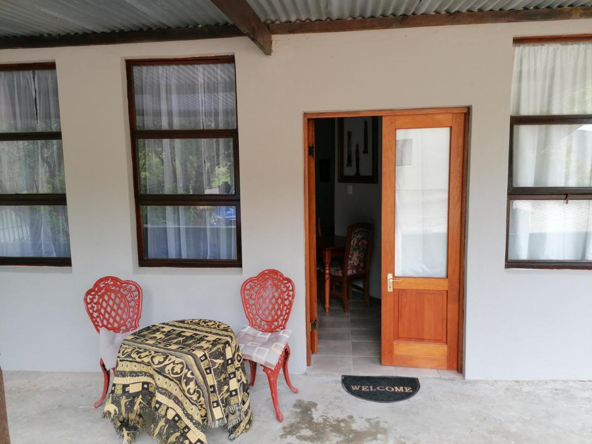 Aanhuizen Guest House Swellendam Exterior photo